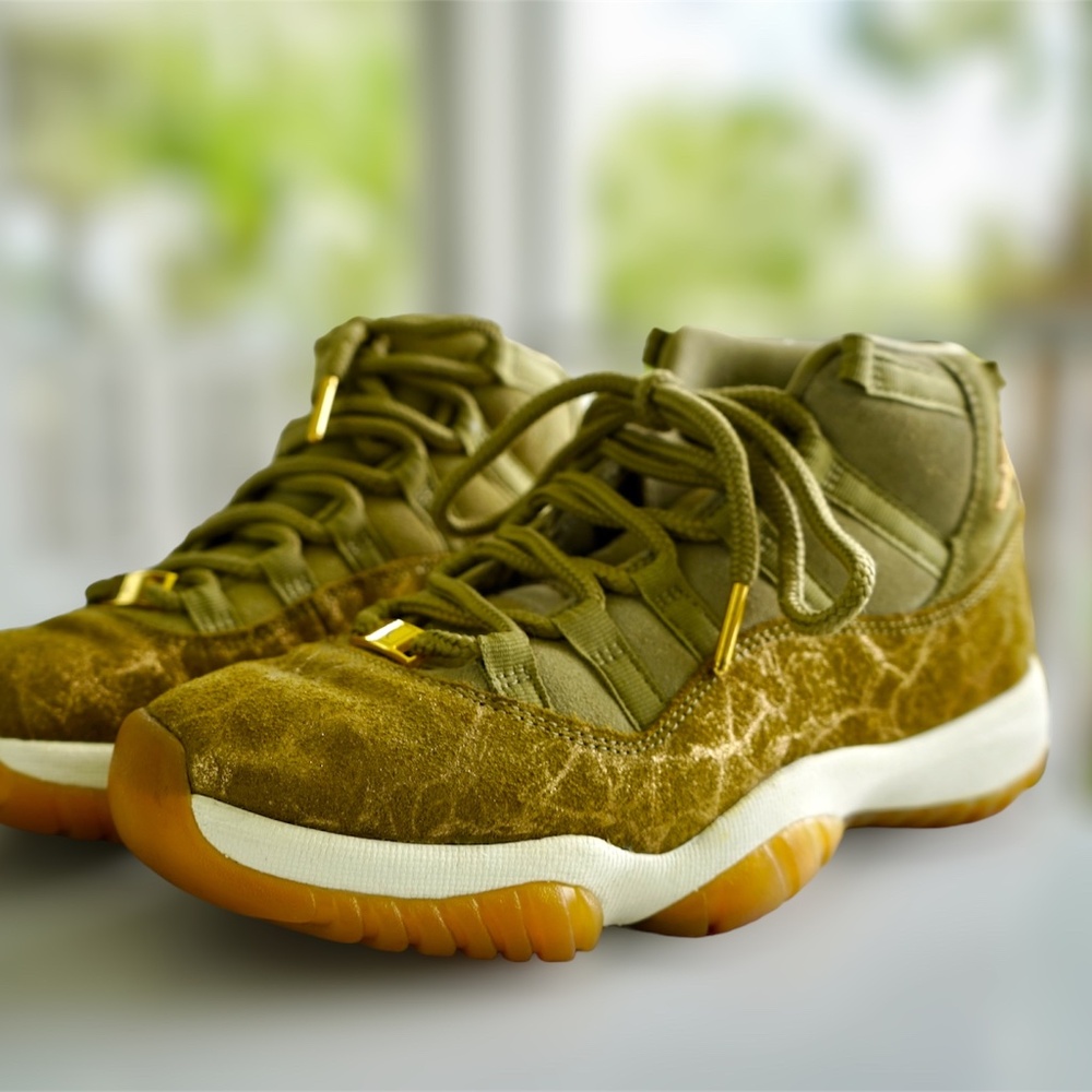 Jordan 11 Retro Neutral Olive women